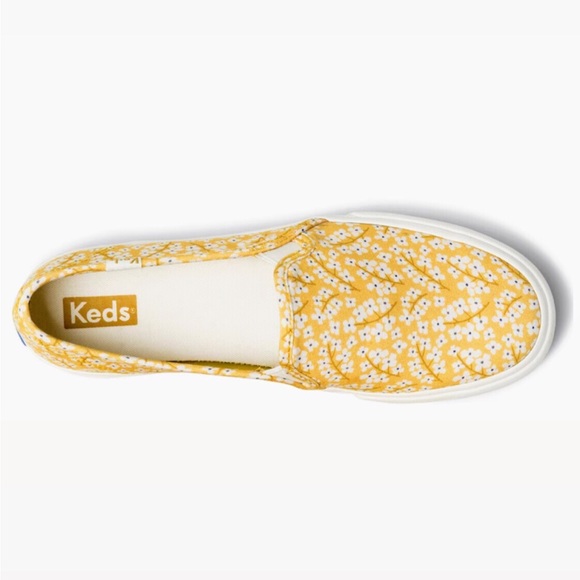 Keds Floral Sneakers 🌼 - Picture 2 of 11